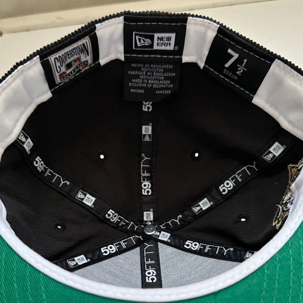 New Era stylish black
